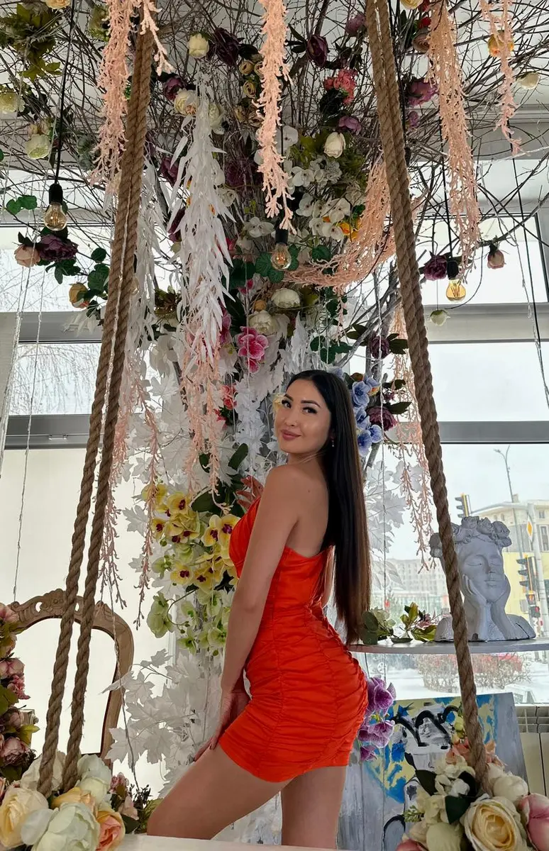 Adelya эскорт в городе Дубай