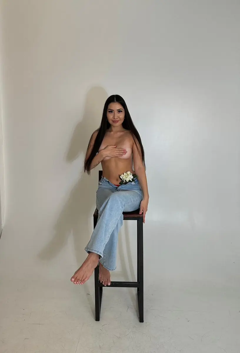 Adelya эскорт в городе Дубай