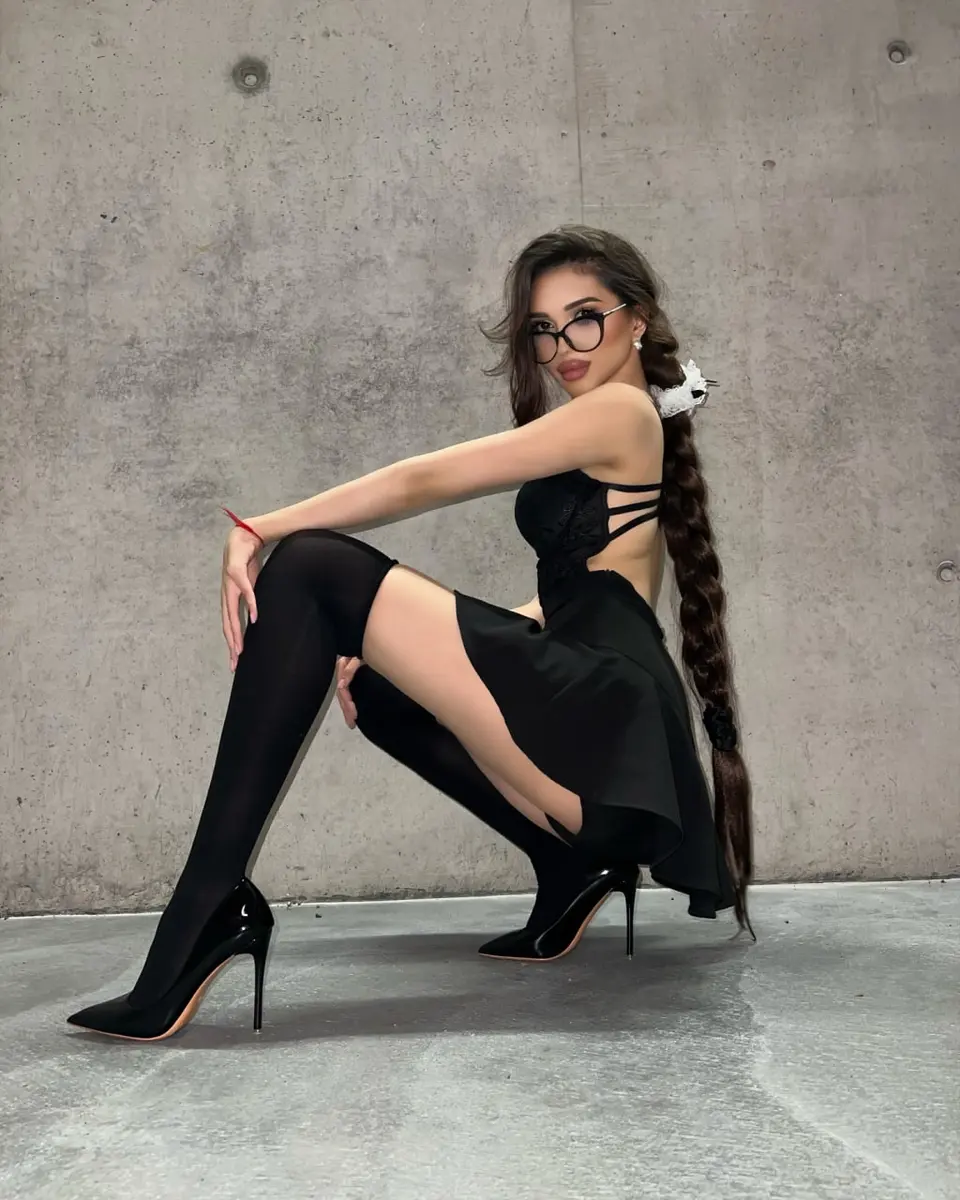 Aria escort in Dubai