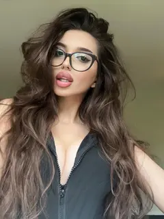 Aria escort in Dubai