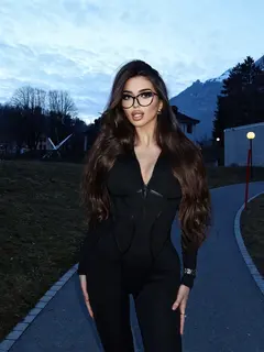 Aria escort in Dubai