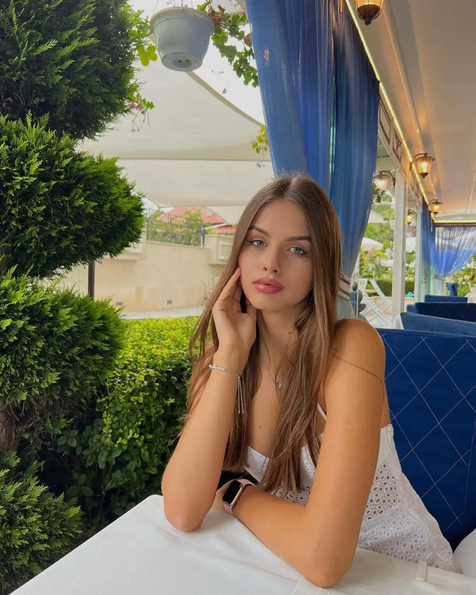 Christina escort in Dubai