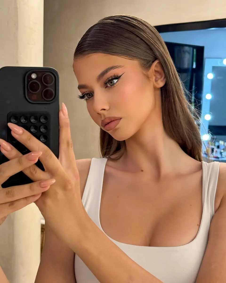 Clara escort in Dubai