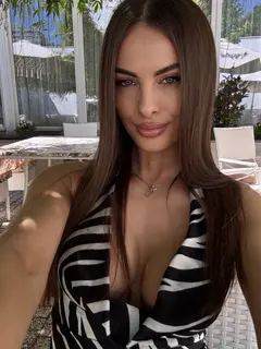 Elizabeth escort in Dubai