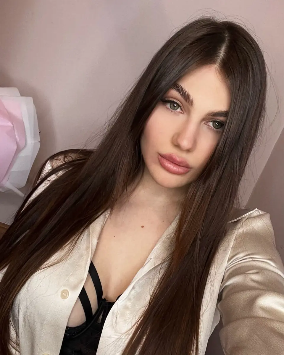 Эмилия эскорт в городе Дубай