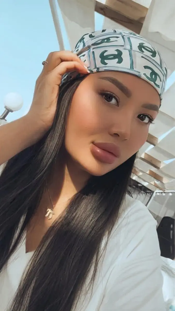 Слава эскорт в городе Дубай