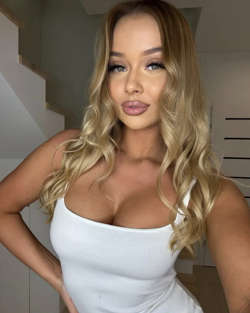 Isabella escort in Dubai