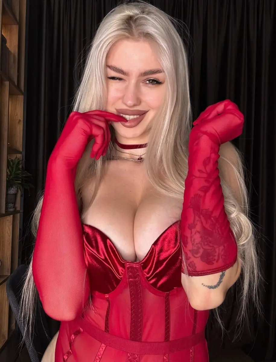 Julianna escort in Dubai