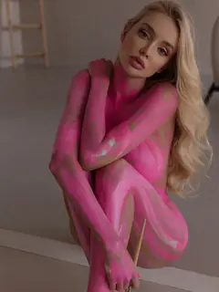 Lana escort in Dubai