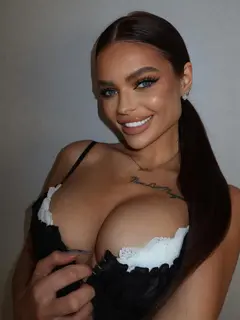 Margo escort in Dubai