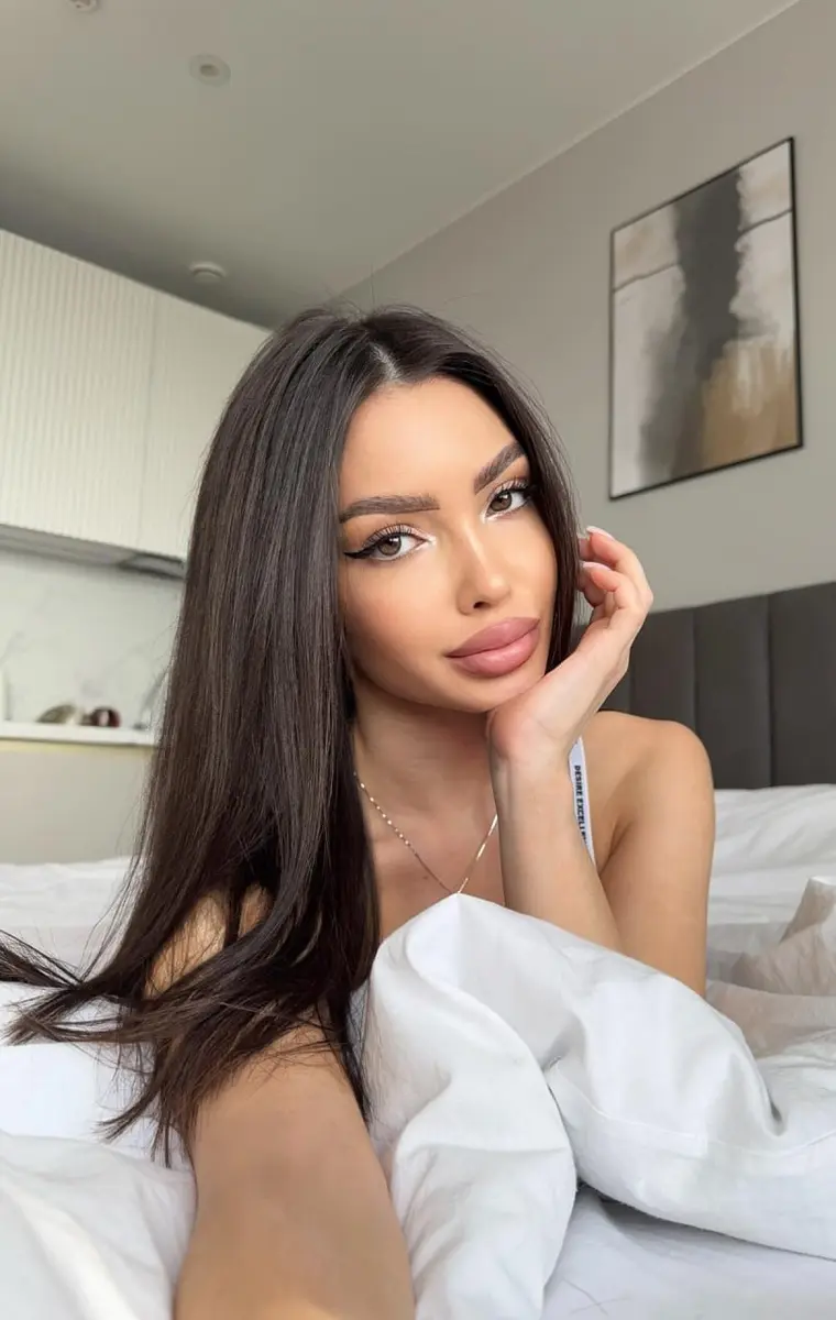 Melanie escort in Dubai