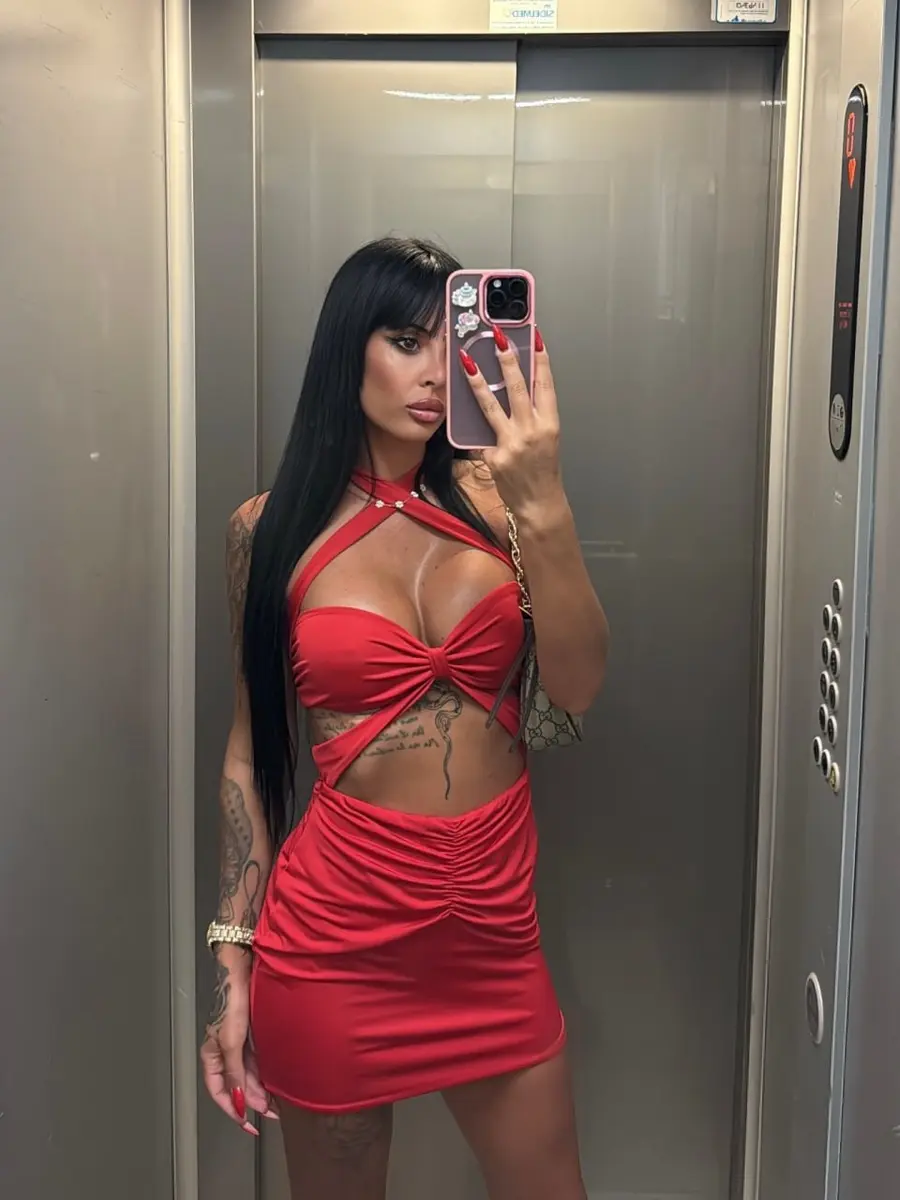 Monica escort in Dubai