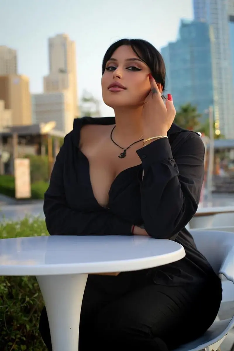 Шуша эскорт в городе Дубай